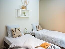 Spacious Holiday Home in Voorhuizen With Terrace