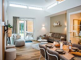 Spacious Holiday Home in Voorhuizen With Terrace