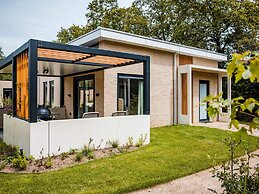 Spacious Holiday Home in Voorhuizen With Terrace