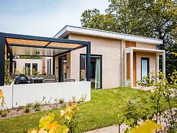 Spacious Holiday Home in Voorhuizen With Terrace