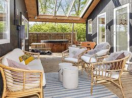 6 Person Holiday Home in Hojslev