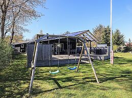 6 Person Holiday Home in Hojslev