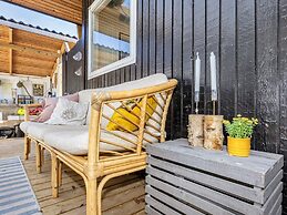 6 Person Holiday Home in Hojslev