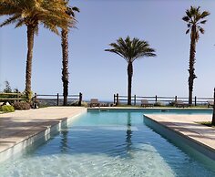 Charming Villa With Swimming Pool