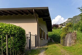 Holiday Home in Lombardy by Lake Idro