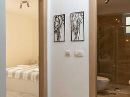 Apartment Why Not - Two Bedroom Apartment With Balcony