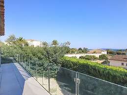 Cheerful Holiday Home in Grimaud With Private Pool