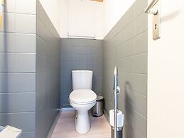 Apartment on the 9th Floor for Family