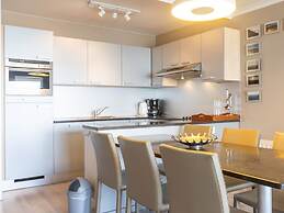 Apartment on the 9th Floor for Family