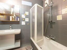 Apartment on the 9th Floor for Family