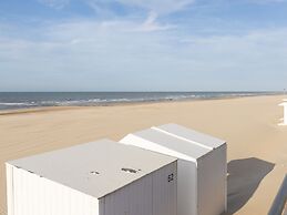 Apartment on the 9th Floor for Family