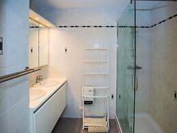 Bright Apartment With Terrace