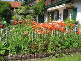 Holiday Apartment Waxenstein