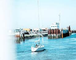 Apartment in Nieuwpoort With Terrace