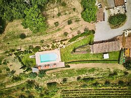 Spacious Apartment in Villa With Pool