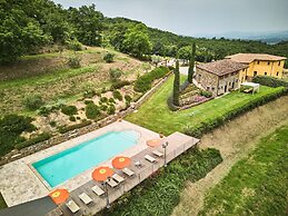 Spacious Apartment in Villa With Pool
