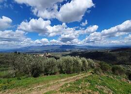Tranquil Chianti Escape for 4
