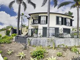 Quinta Martin Modern Retreat