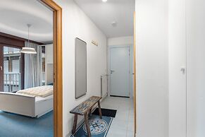 Apartment With Nice Sea-views