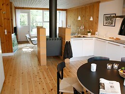 6 Person Holiday Home in Vaeggerlose