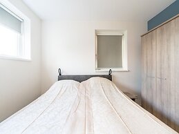 Modern Holiday Home in Scherpenisse With Sauna