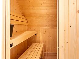 Modern Holiday Home in Scherpenisse With Sauna