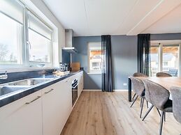 Modern Holiday Home in Scherpenisse With Sauna