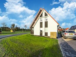 Modern Holiday Home in Scherpenisse With Sauna
