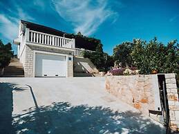 Brdar Comfortable Holiday Residence