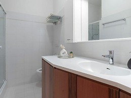 Perwanger Modern Retreat