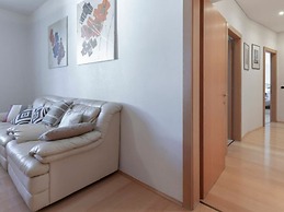 Perwanger Modern Retreat