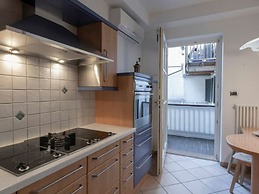 Perwanger Modern Retreat