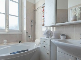 Perwanger Modern Retreat