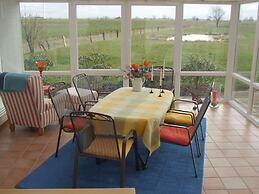 Holiday Home Hooge Warf