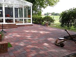 Holiday Home Hooge Warf