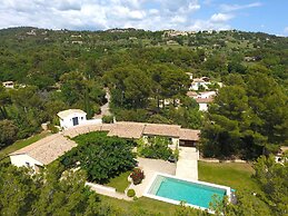 Holiday Home in Tourtour With Private Pool