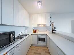 Bright Apartment With the Terrace