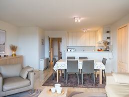 Bright Apartment With the Terrace