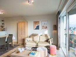 Bright Apartment With the Terrace