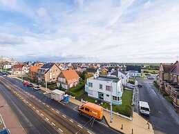 Bright Apartment With the Terrace