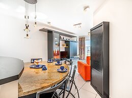 Apartment in Oostduinkerke With Garage