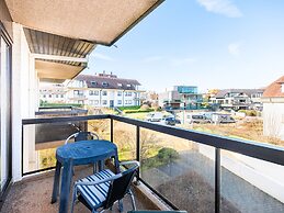 Apartment in Oostduinkerke With Garage