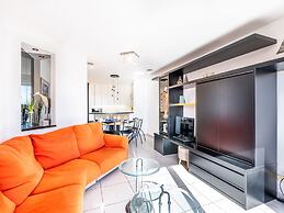 Apartment in Oostduinkerke With Garage