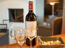 Luxury Holiday Home With Private Garden