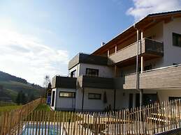 Tasteful Apartment in Elzach-yach