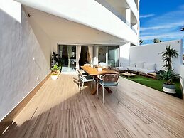 Apartment With Shared Pool in Playa Granada