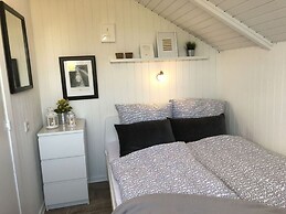 Hein Muck Modern Retreat