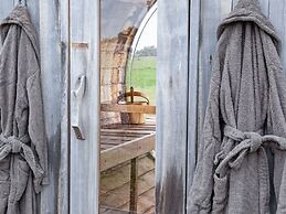 Cozy & Green Texel Escape for Two