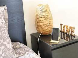 Apartment on the Beach in Vale Centianes