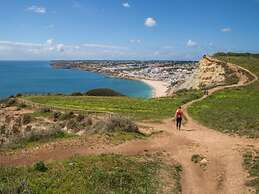 Apartment on the Beach in Vale Centianes